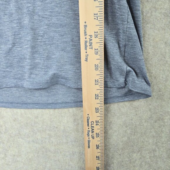 Under Armour Womens V-Neck Performance T-Shirt Gray Size Small Polyester Blend - Picture 4 of 5